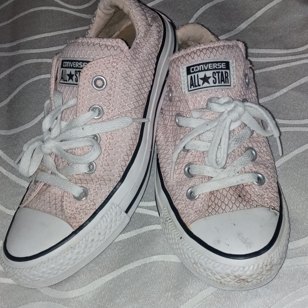 Converse - Picture 2 of 2